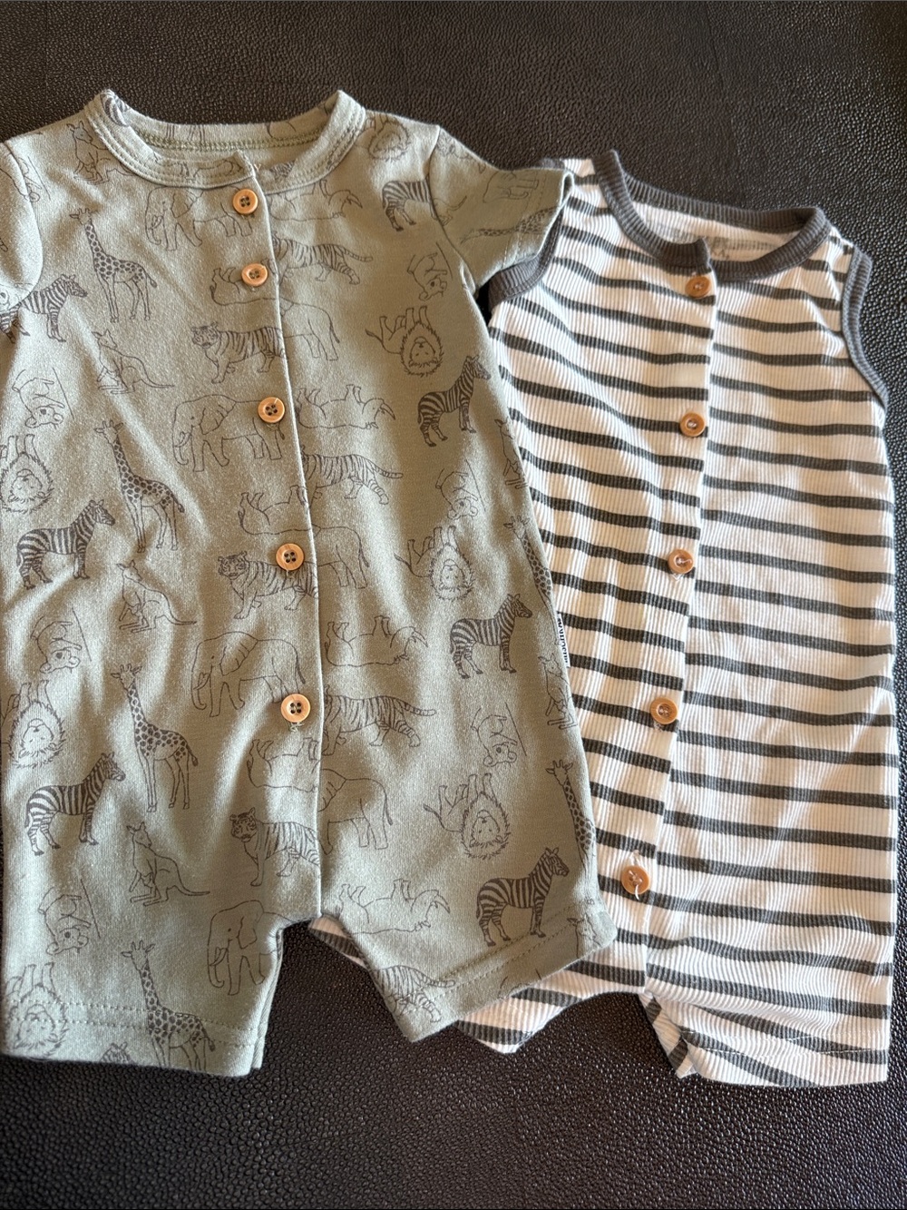 Badgley Mischka Kids Green Safari & Gray Stripe Sleeveless romper Set size 6-9M